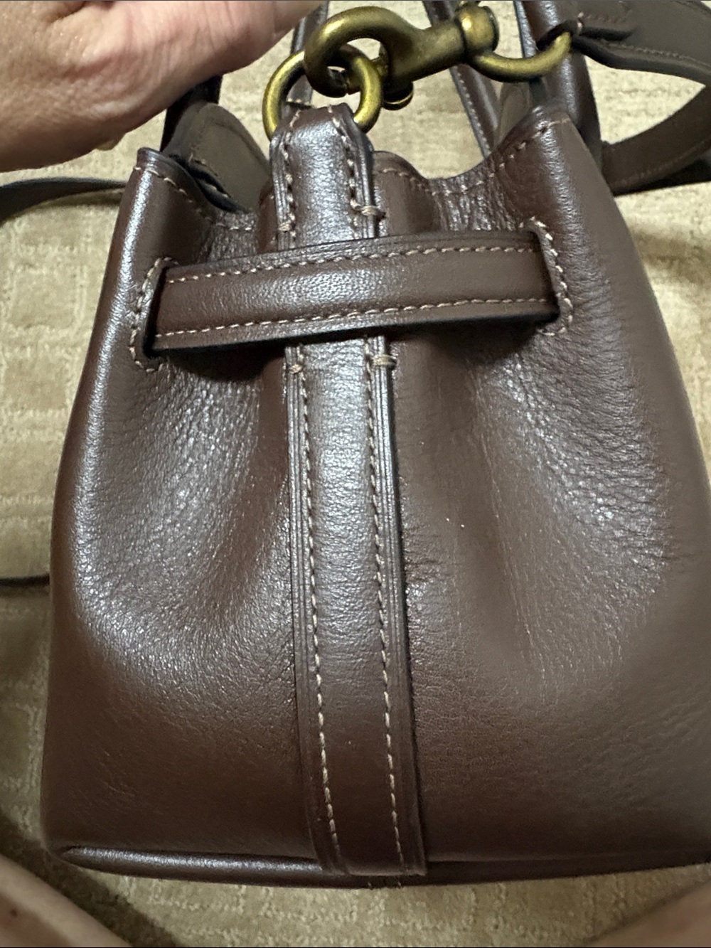 Coach Empire 21 in Maple - Picture 12 of 16